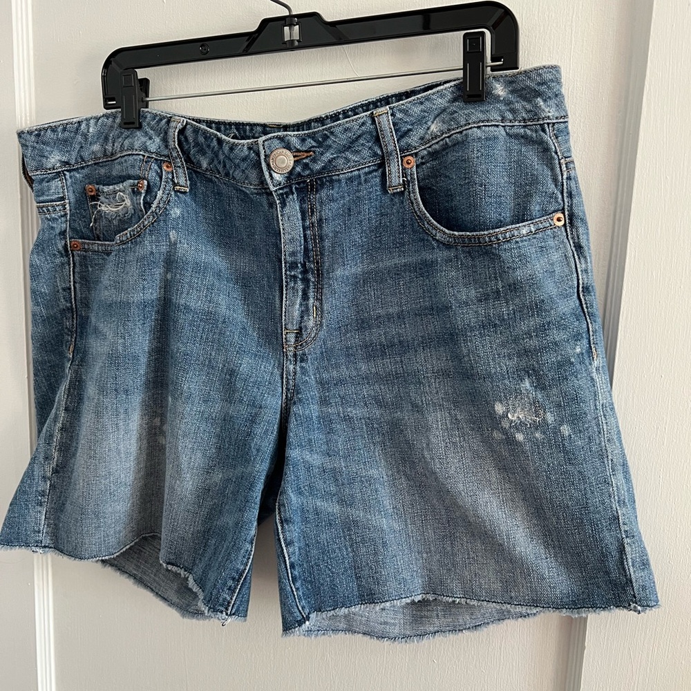 American Eagle Outfitters Distressed Blue Denim Cutoff Shorts Sz 16